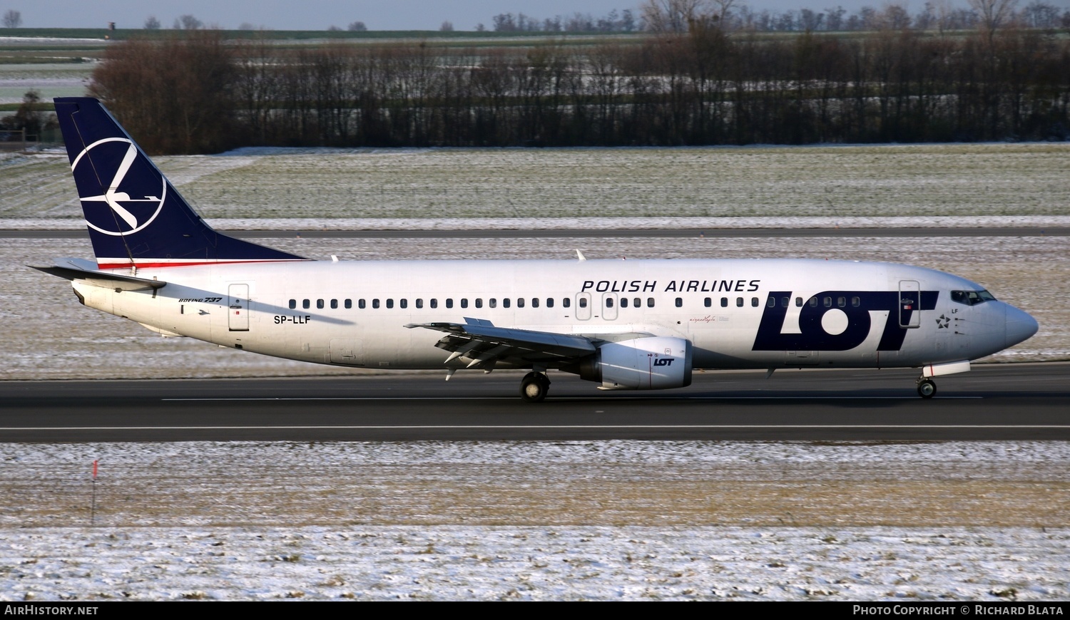 Aircraft Photo of SP-LLF | Boeing 737-45D | LOT Polish Airlines - Polskie Linie Lotnicze | AirHistory.net #657624