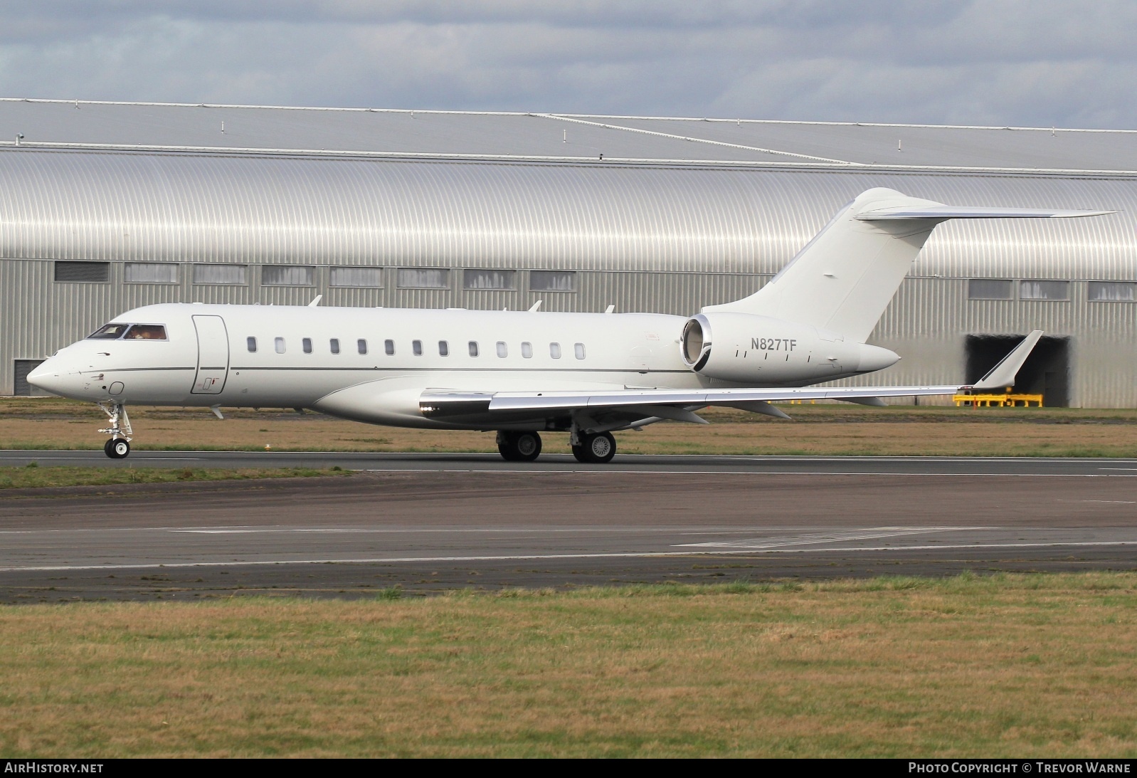 Aircraft Photo of N827TF | Bombardier Global 6000 (BD-700-1A10) | AirHistory.net #657634