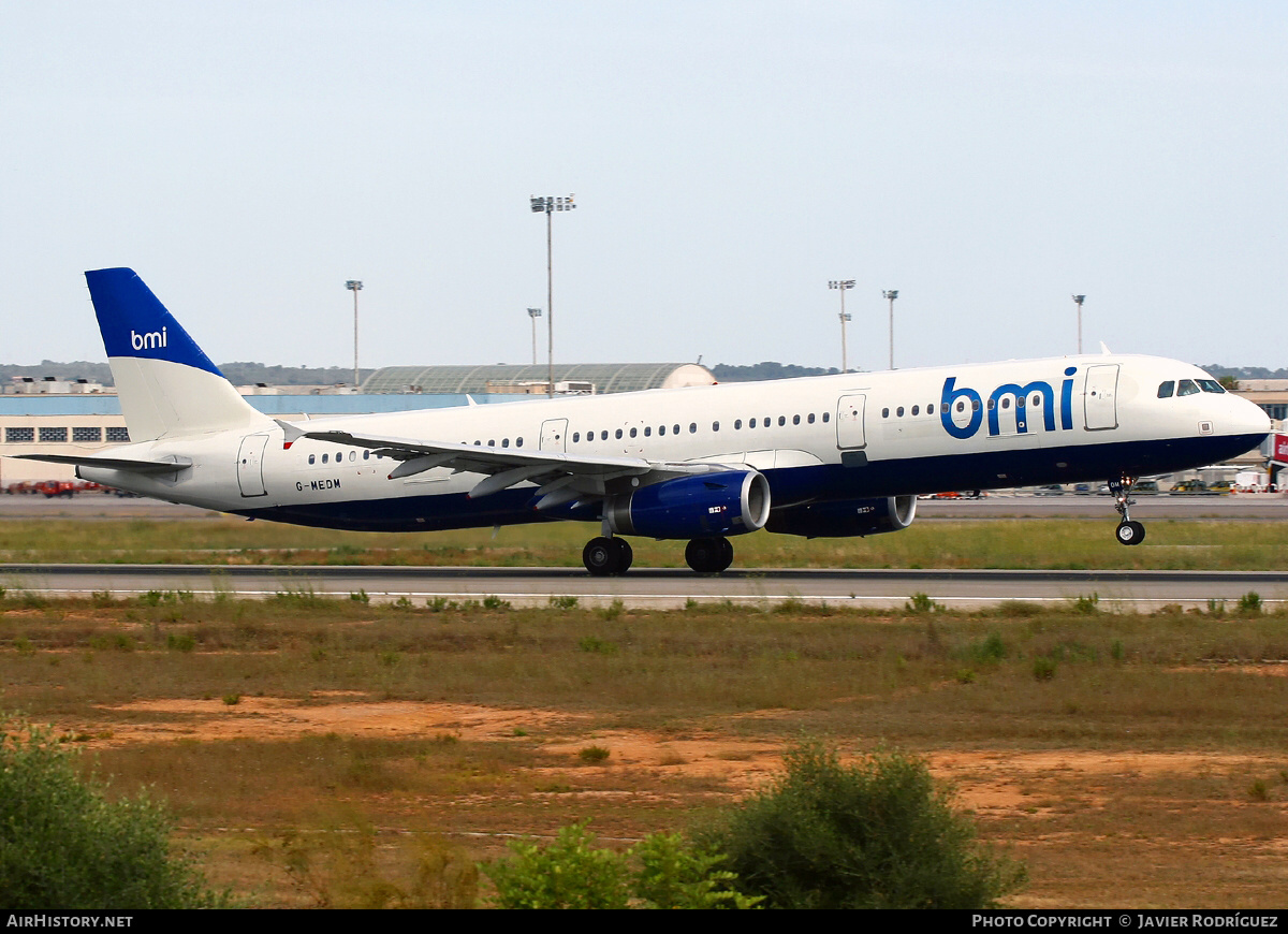 Aircraft Photo of G-MEDM | Airbus A321-231 | BMI - British Midland International | AirHistory.net #657664