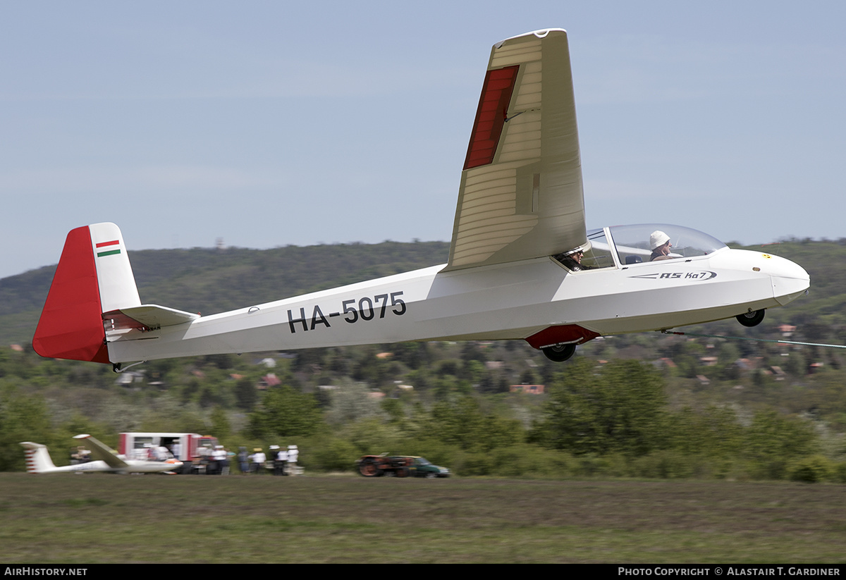 Aircraft Photo of HA-5075 | Schleicher Ka-7 Rhonadler | AirHistory.net #657683