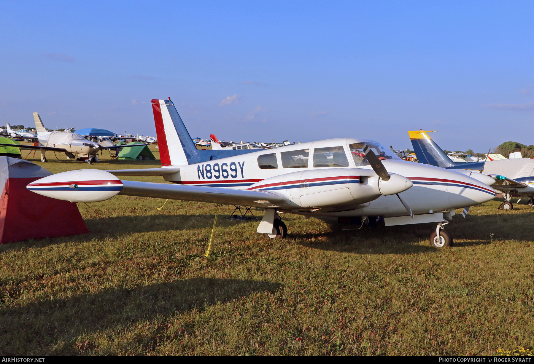 Aircraft Photo of N8969Y | Piper PA-39-160 Twin Comanche C/R | AirHistory.net #657685