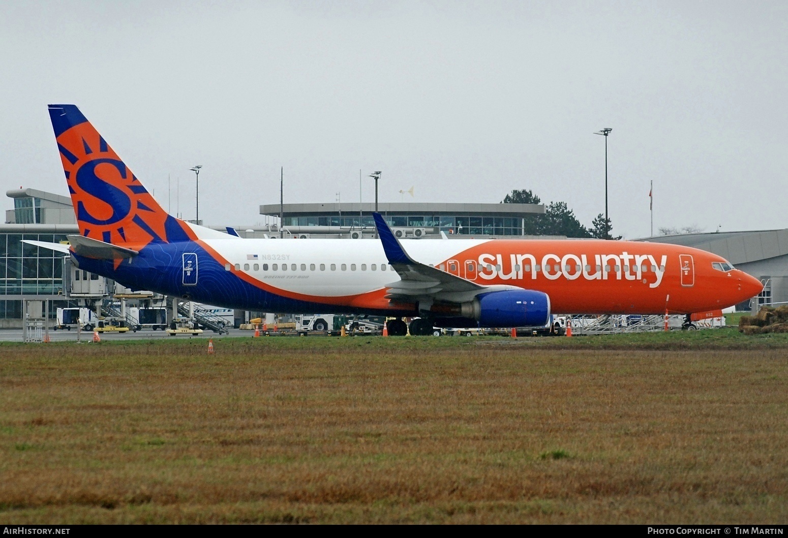Aircraft Photo of N832SY | Boeing 737-8KN | Sun Country Airlines | AirHistory.net #657752