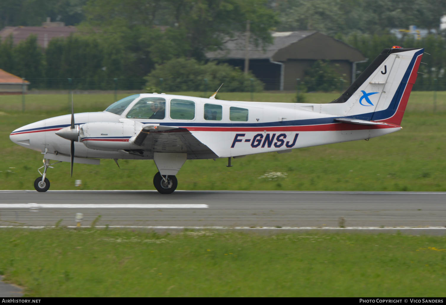 Aircraft Photo of F-GNSJ | Beech 58 Baron | AirHistory.net #657776