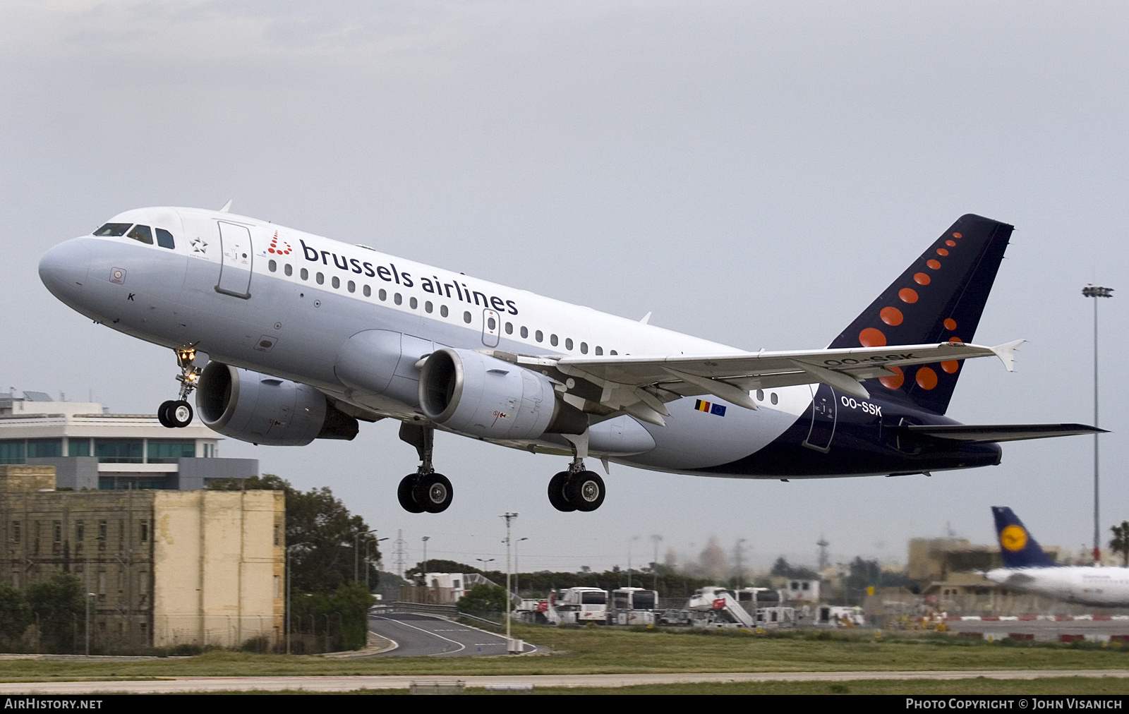 Aircraft Photo of OO-SSK | Airbus A319-112 | Brussels Airlines | AirHistory.net #657809