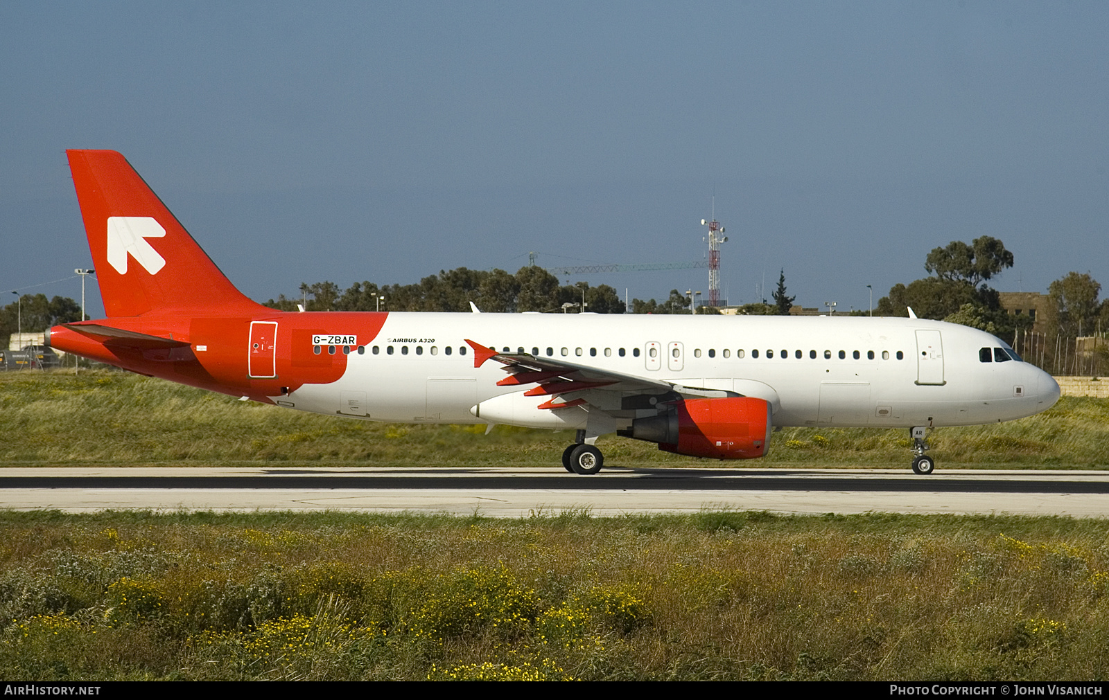 Aircraft Photo of G-ZBAR | Airbus A320-214 | AirHistory.net #657819