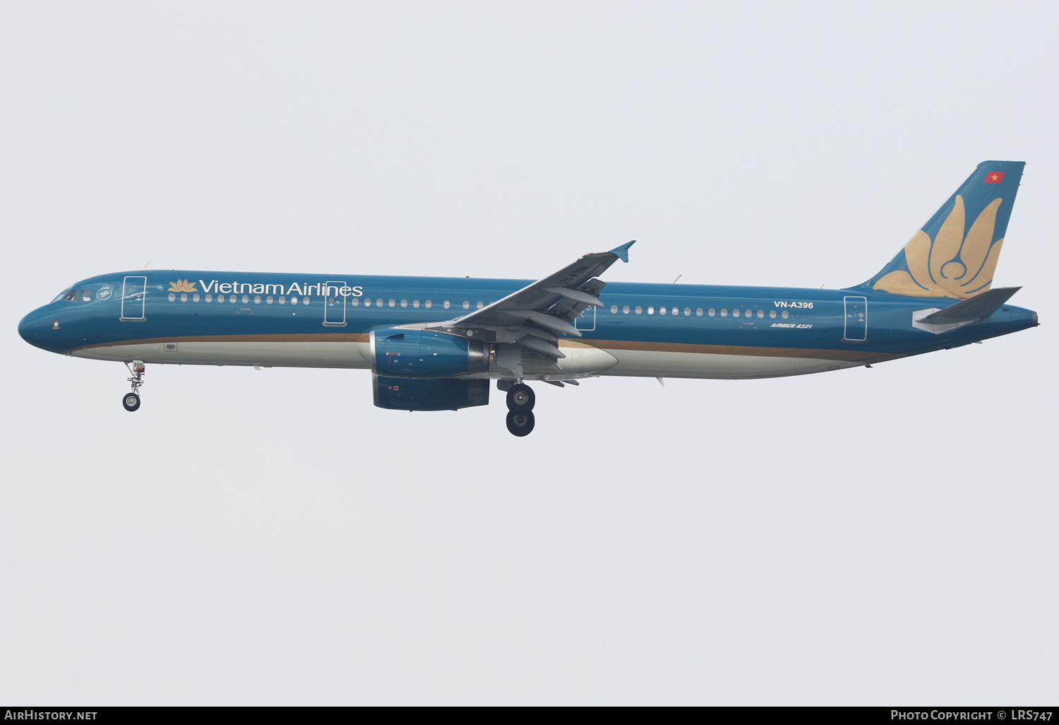 Aircraft Photo of VN-A396 | Airbus A321-231 | Vietnam Airlines | AirHistory.net #657844