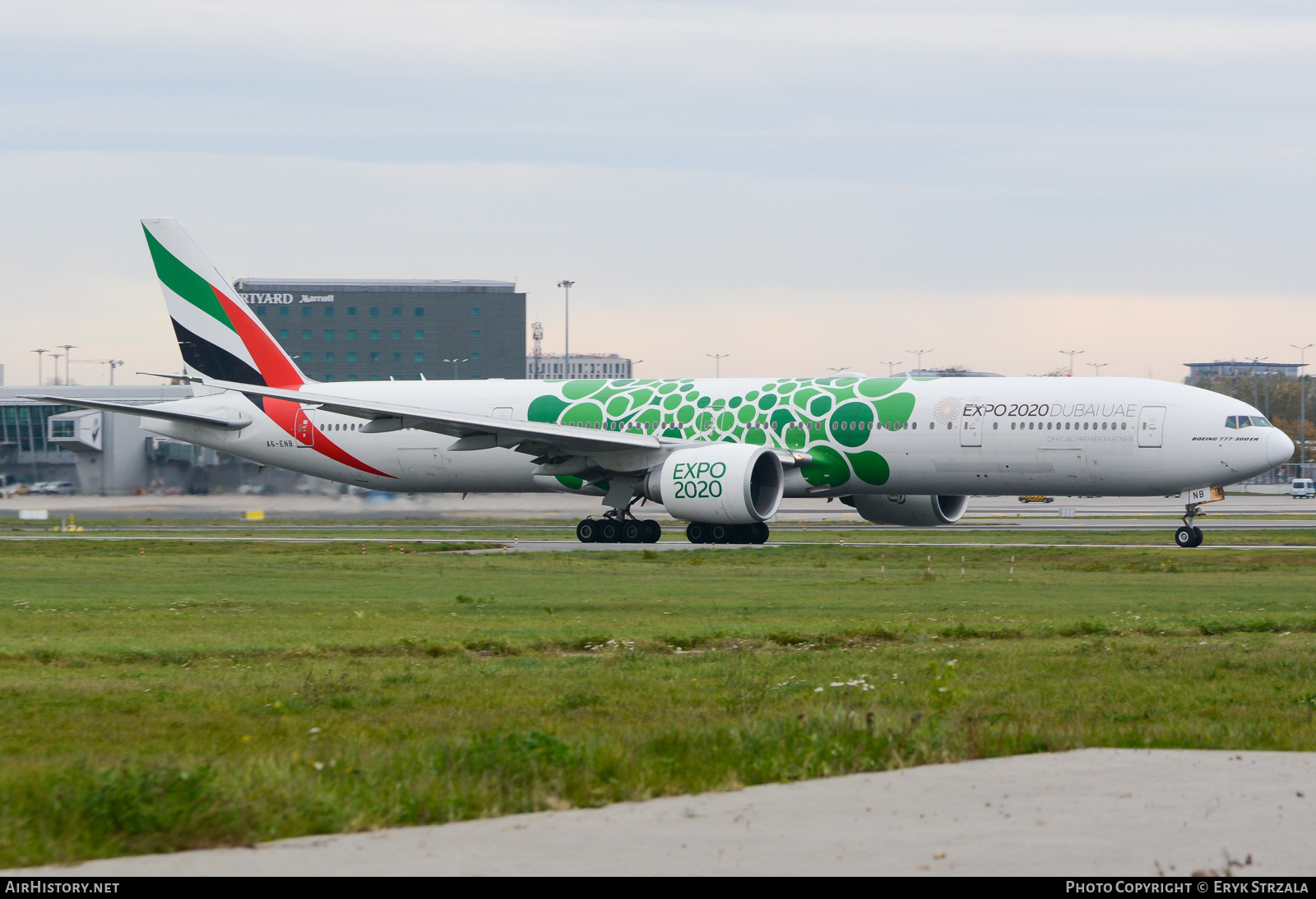 Aircraft Photo of A6-ENB | Boeing 777-31H/ER | Emirates | AirHistory.net #657849