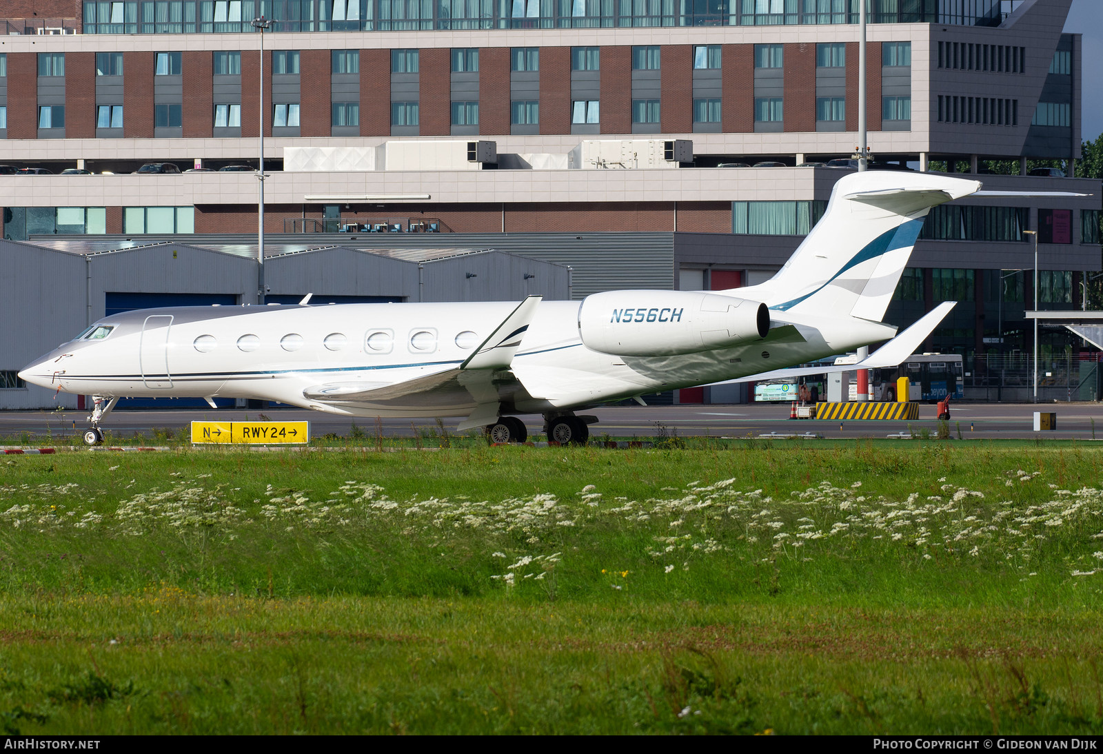 Aircraft Photo of N556CH | Gulfstream Aerospace G650ER (G-VI) | AirHistory.net #657855