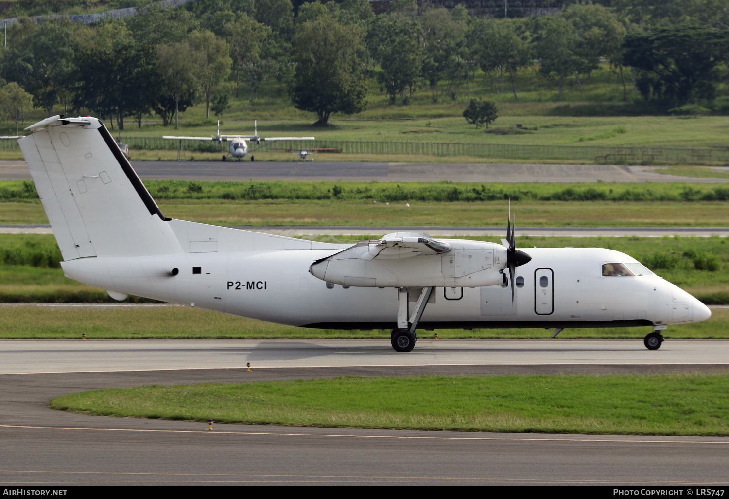 Aircraft Photo of P2-MCI | De Havilland Canada DHC-8-102 Dash 8 | PNG Air | AirHistory.net #657869