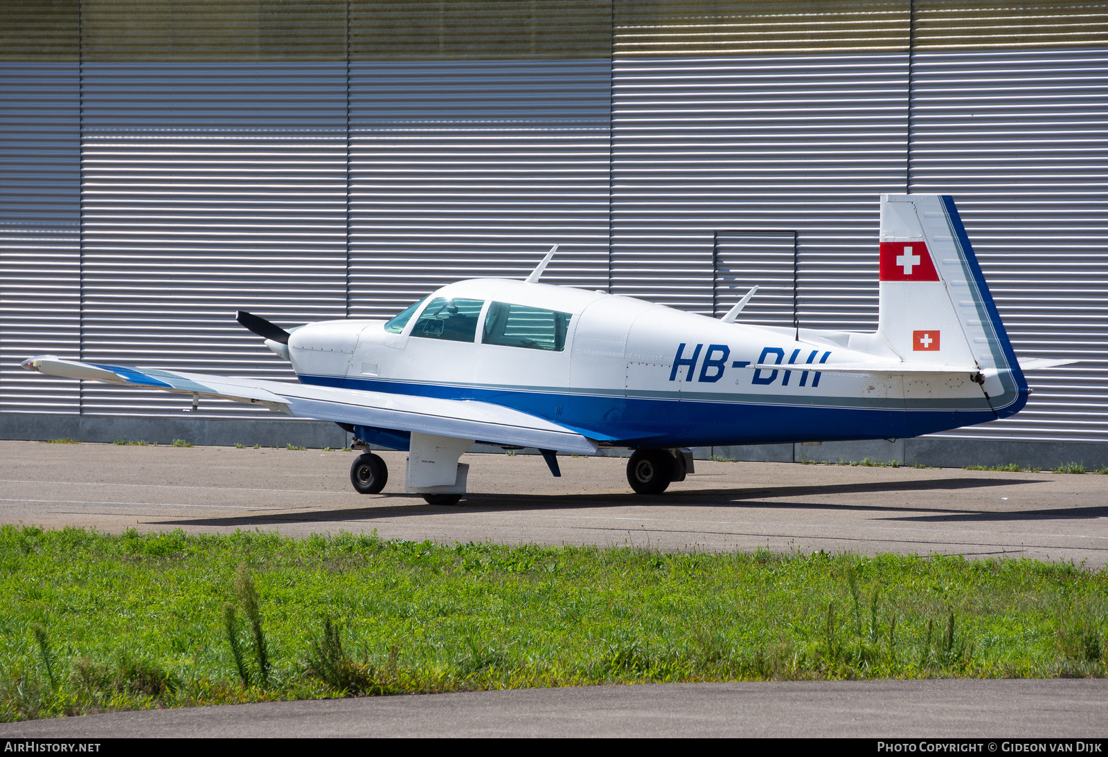 Aircraft Photo of HB-DHI | Mooney M-20J 201 | AirHistory.net #657945