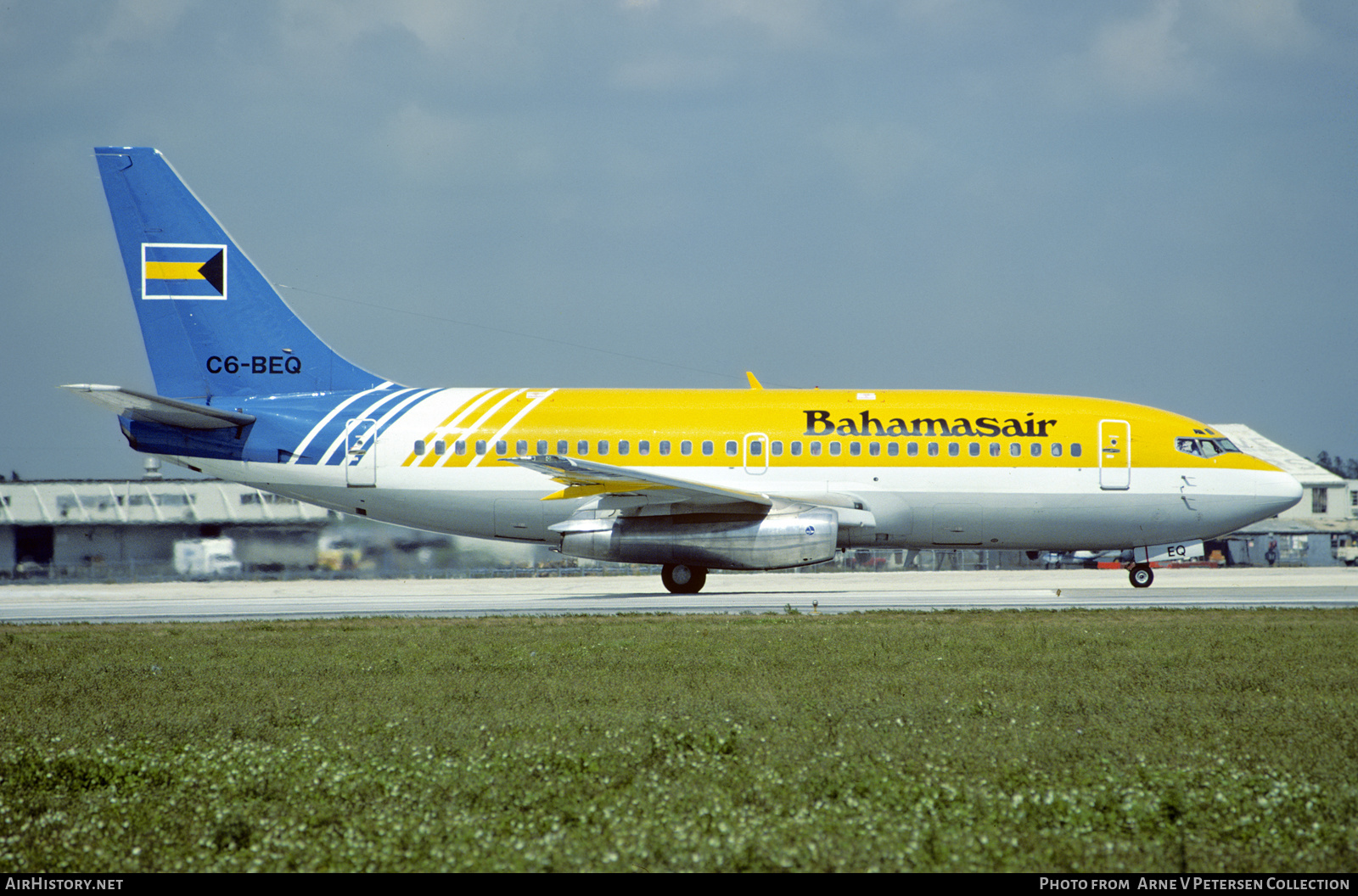 Aircraft Photo of C6-BEQ | Boeing 737-219 | Bahamasair | AirHistory.net #658026