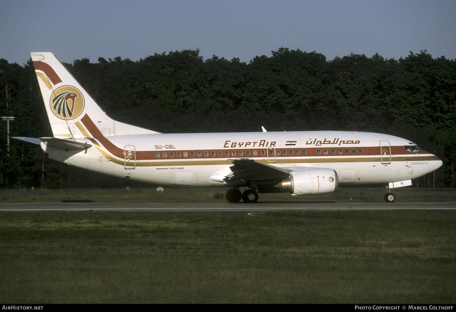 Aircraft Photo of SU-GBL | Boeing 737-566 | EgyptAir | AirHistory.net #658032