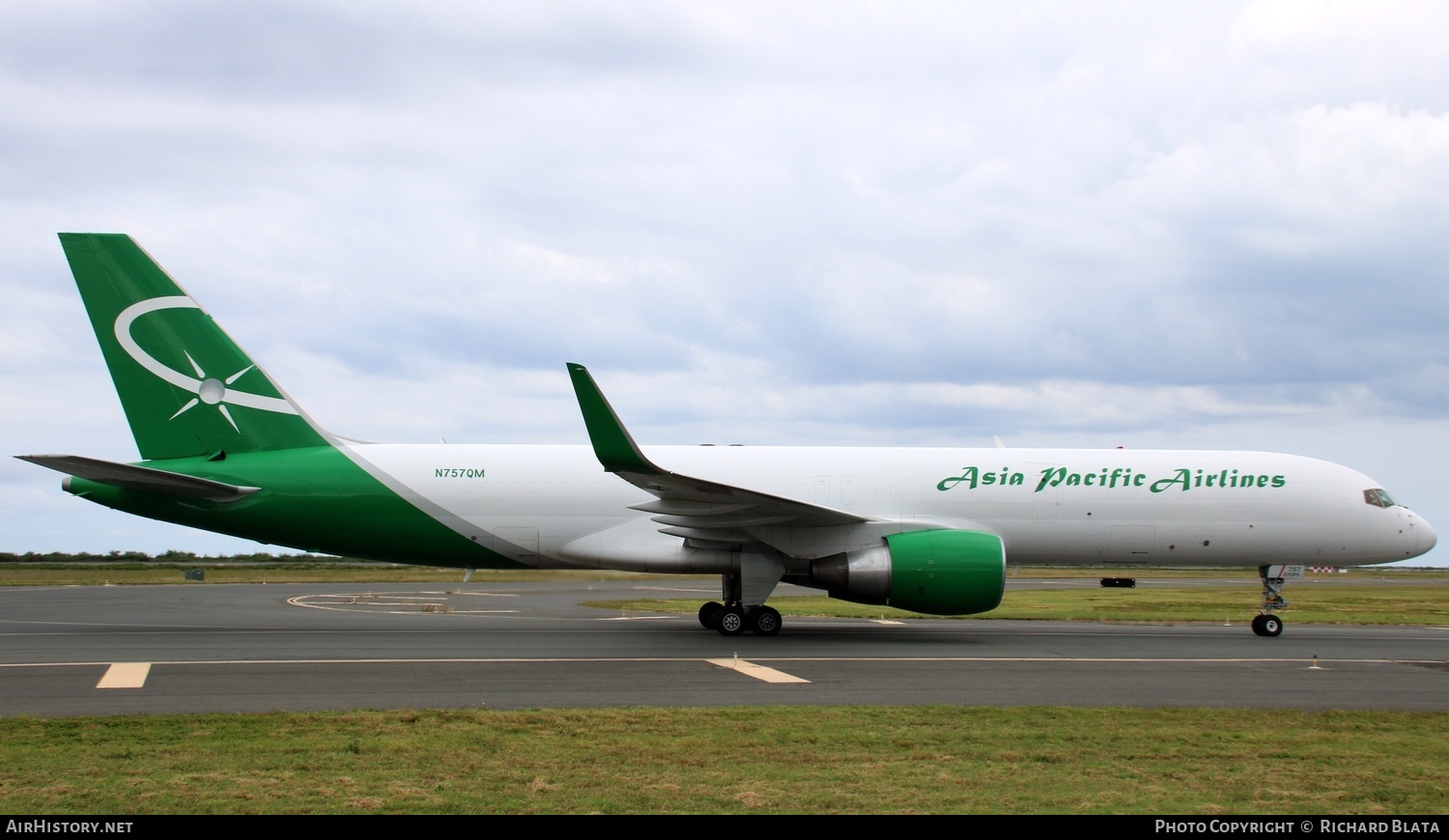 Aircraft Photo of N757QM | Boeing 757-29J | Asia Pacific Airlines | AirHistory.net #658070