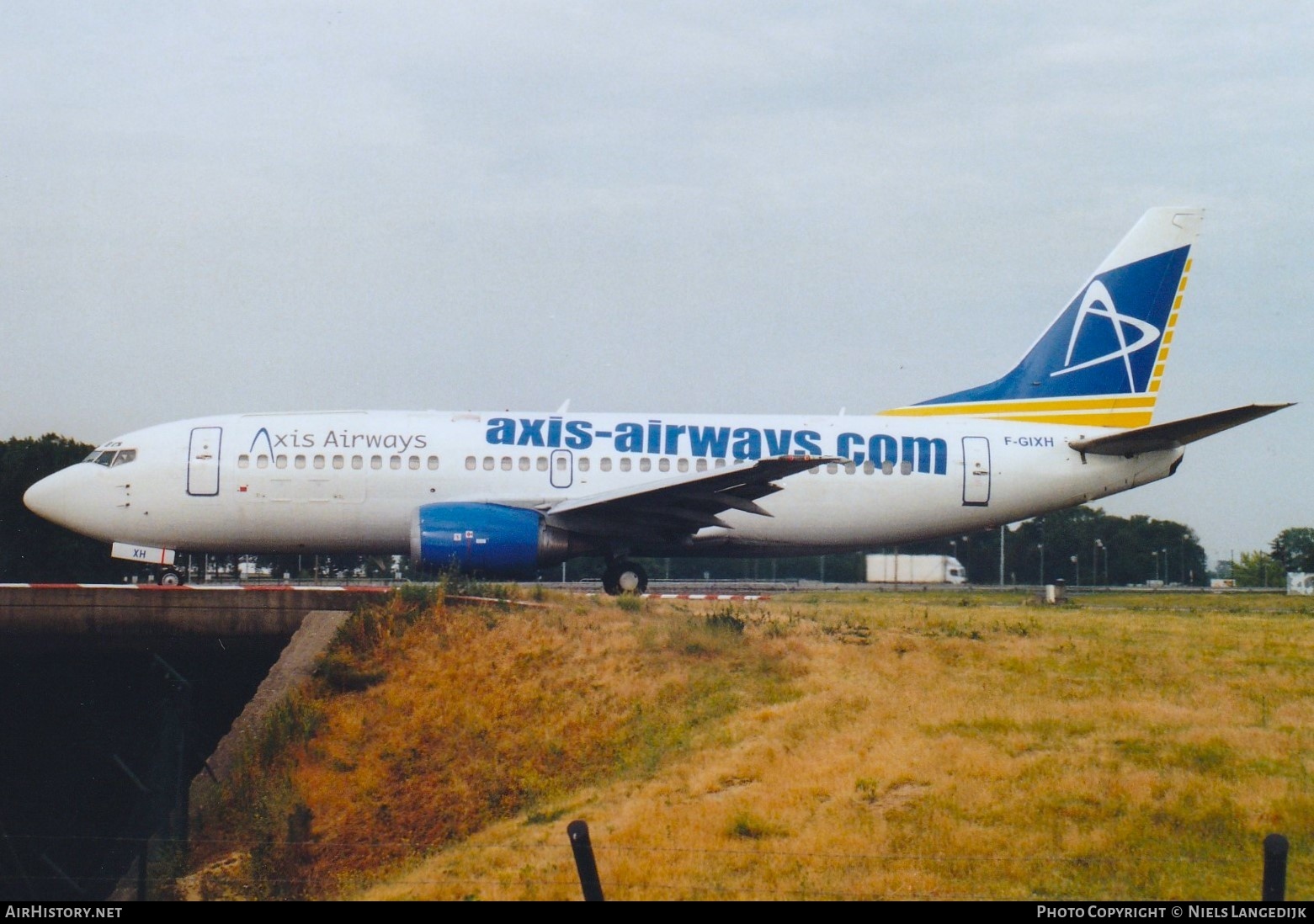 Aircraft Photo of F-GIXH | Boeing 737-3S3(QC) | Axis Airways | AirHistory.net #658094