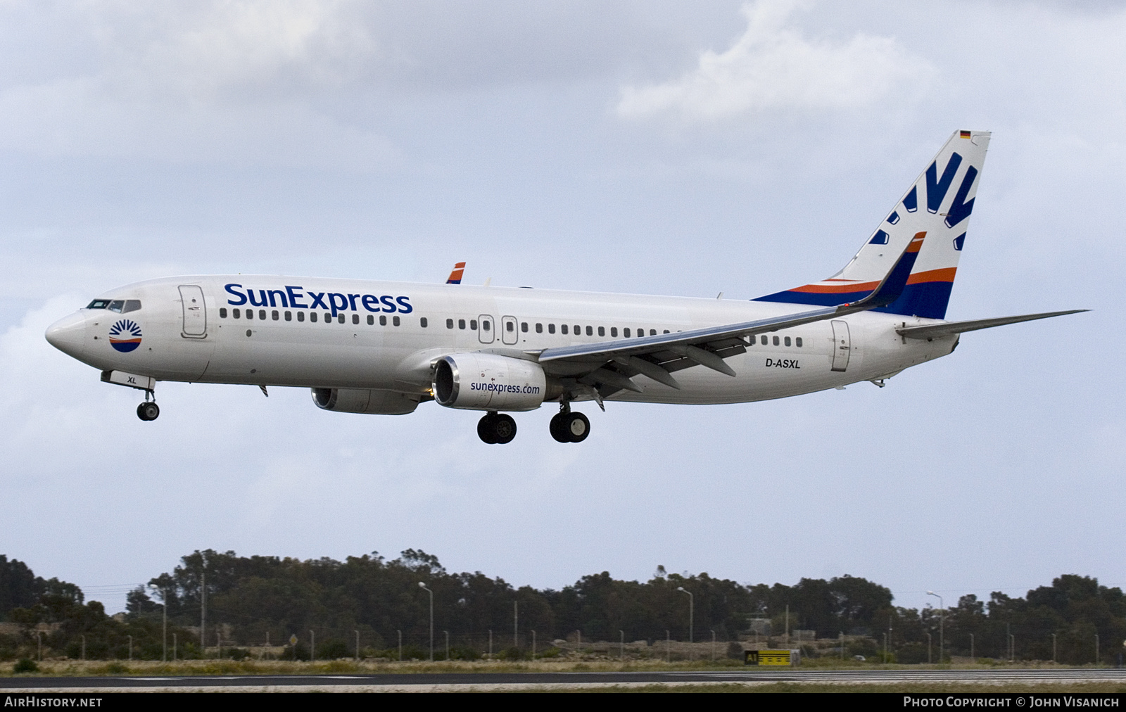 Aircraft Photo of D-ASXL | Boeing 737-8EH | SunExpress | AirHistory.net #658102