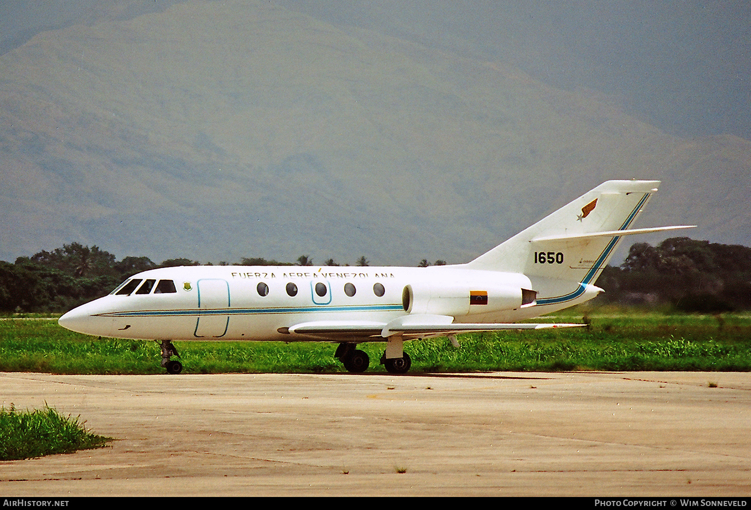 Aircraft Photo of 1650 | Dassault Falcon 20F | Venezuela - Air Force | AirHistory.net #658113