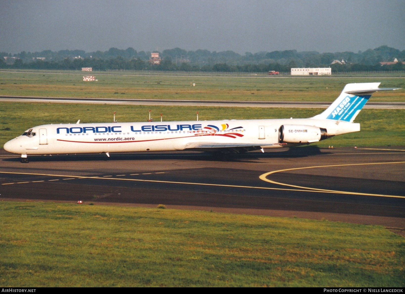 Aircraft Photo of SE-DMH | McDonnell Douglas MD-90-30 | Nordic Leisure | AirHistory.net #658115