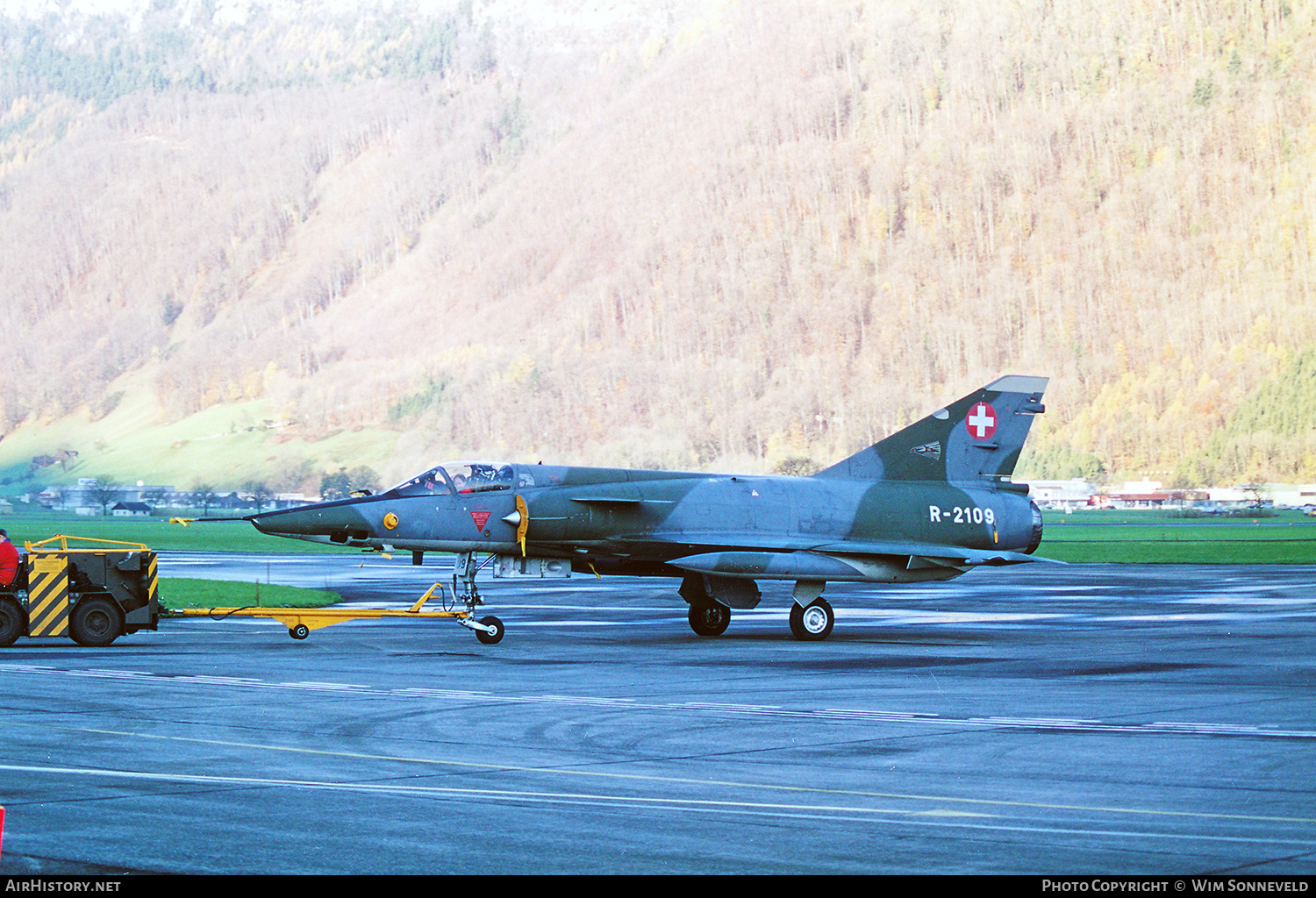 Aircraft Photo of R-2109 | Dassault Mirage IIIRS | Switzerland - Air Force | AirHistory.net #658147