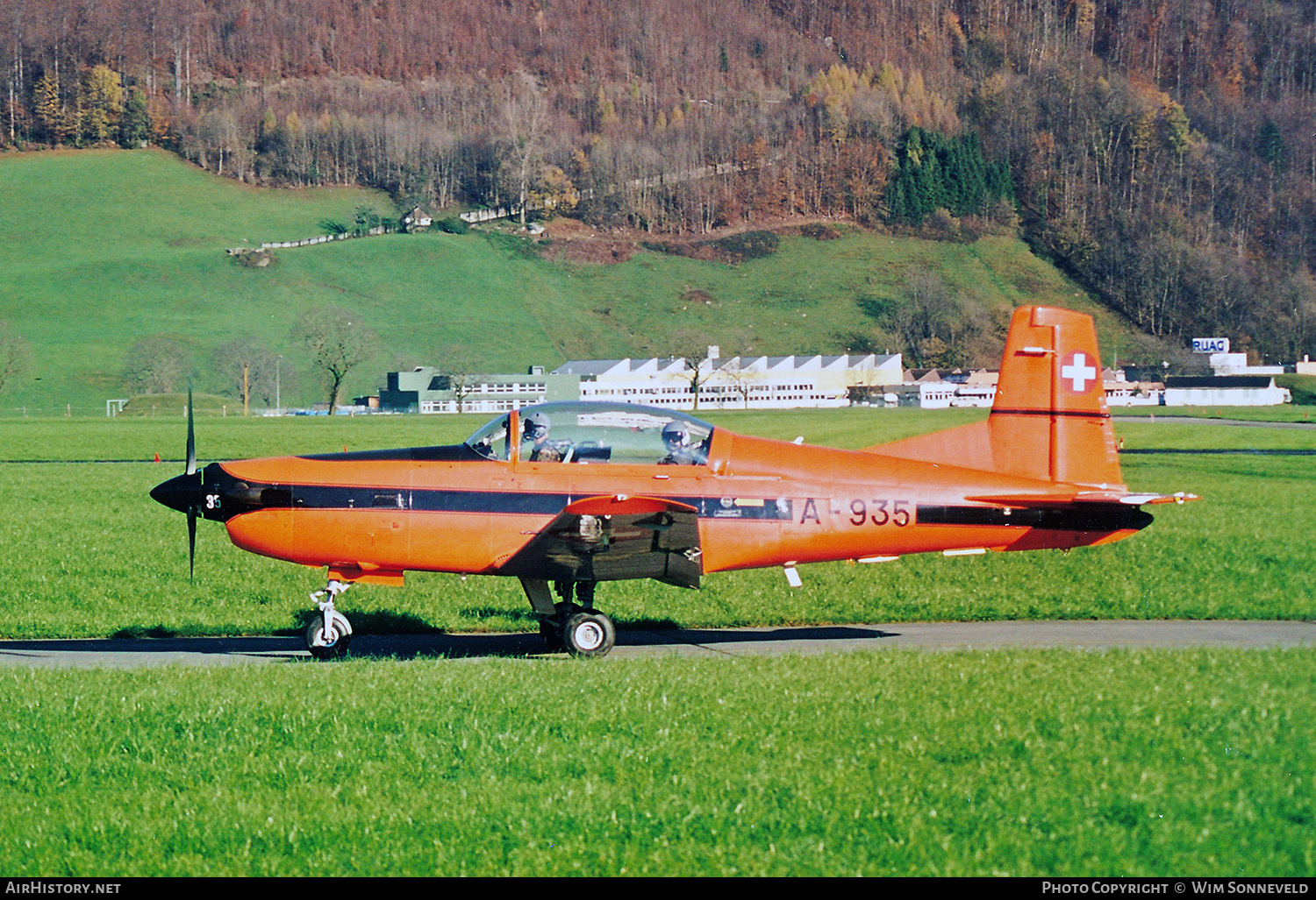 Aircraft Photo of A-935 | Pilatus PC-7 | Switzerland - Air Force | AirHistory.net #658197