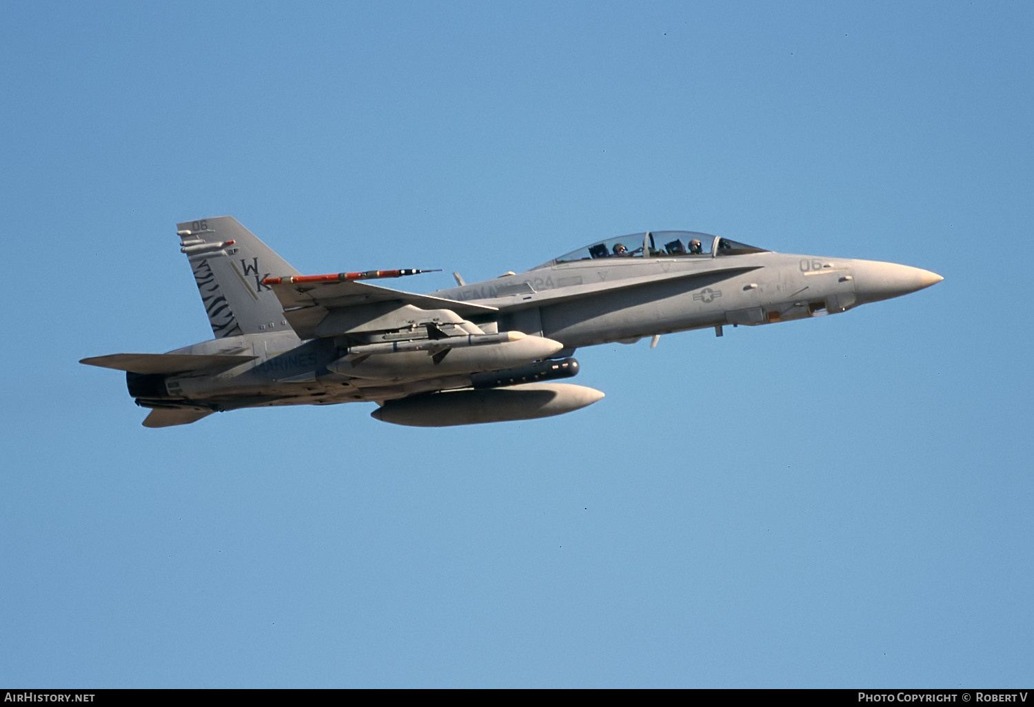 Aircraft Photo of 164723 | McDonnell Douglas F/A-18D Hornet | USA - Marines | AirHistory.net #658200