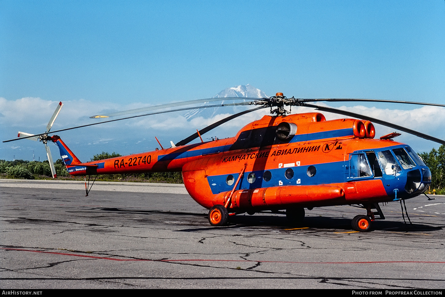 Aircraft Photo of RA-22740 | Mil Mi-8T | Kamchatskiye Avialinii | AirHistory.net #658212