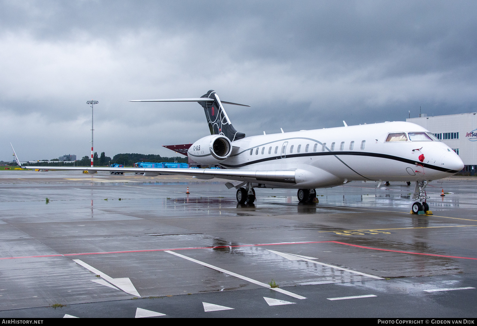 Aircraft Photo of TC-GLB | Bombardier Global 6000 (BD-700-1A10) | AirHistory.net #658274