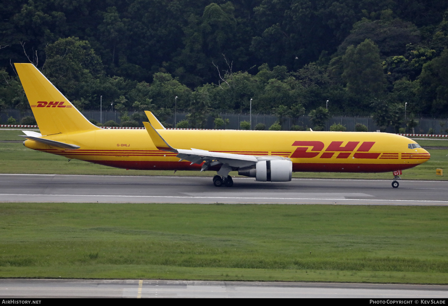 Aircraft Photo of G-DHLJ | Boeing 767-300F | DHL International | AirHistory.net #658281