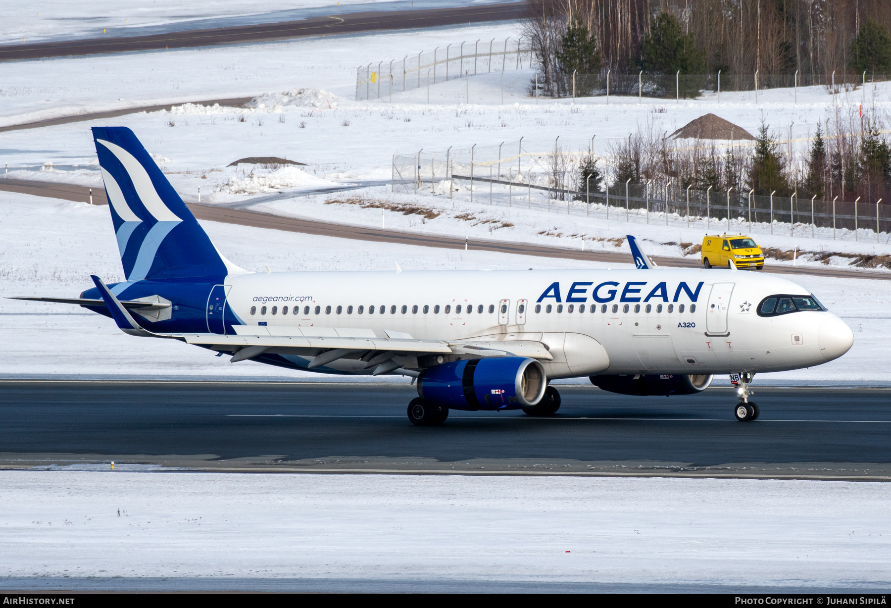 Aircraft Photo of SX-DNB | Airbus A320-232 | Aegean Airlines | AirHistory.net #658288
