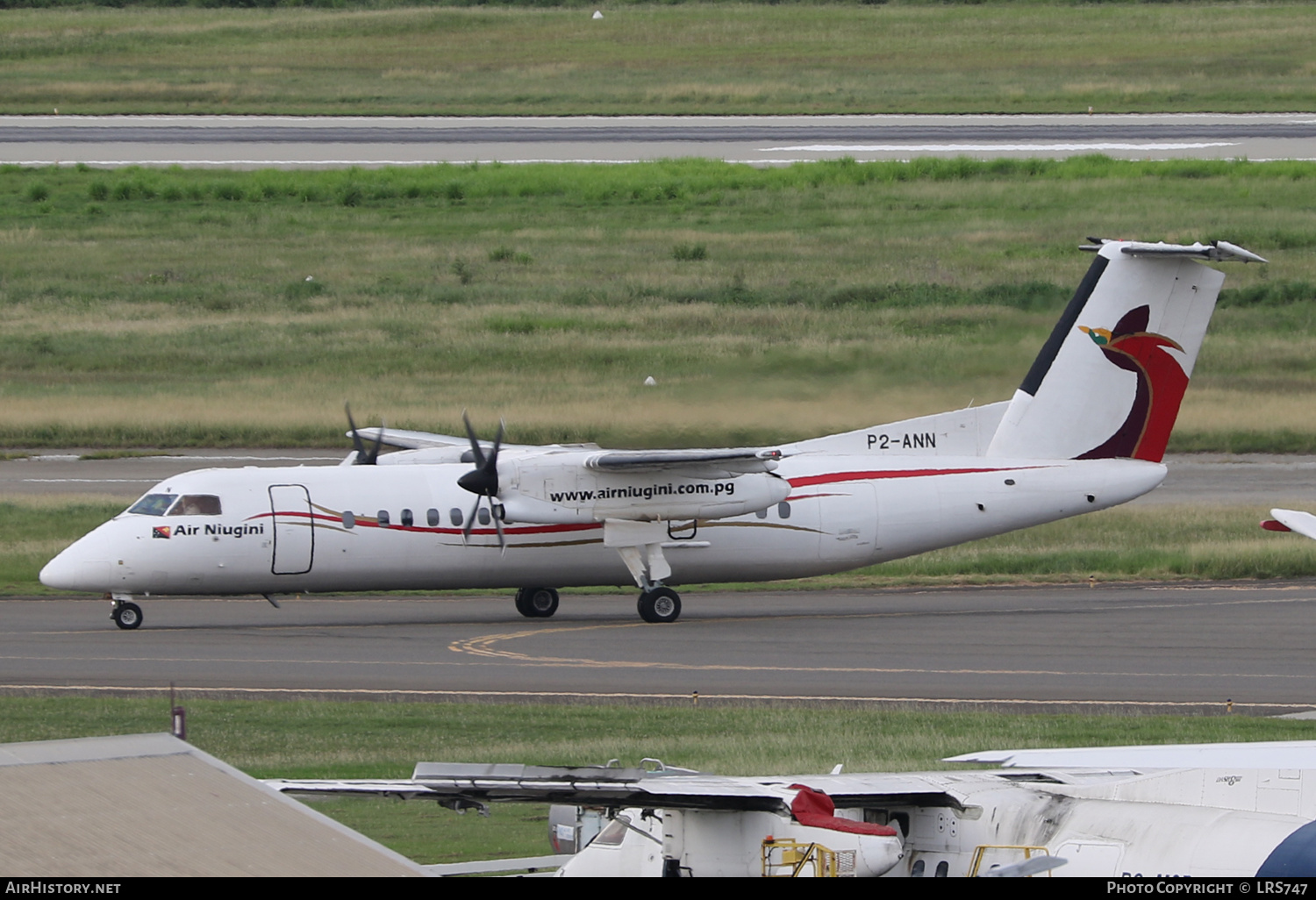 Aircraft Photo of P2-ANN | De Havilland Canada DHC-8-315 Dash 8 | Air Niugini | AirHistory.net #658407