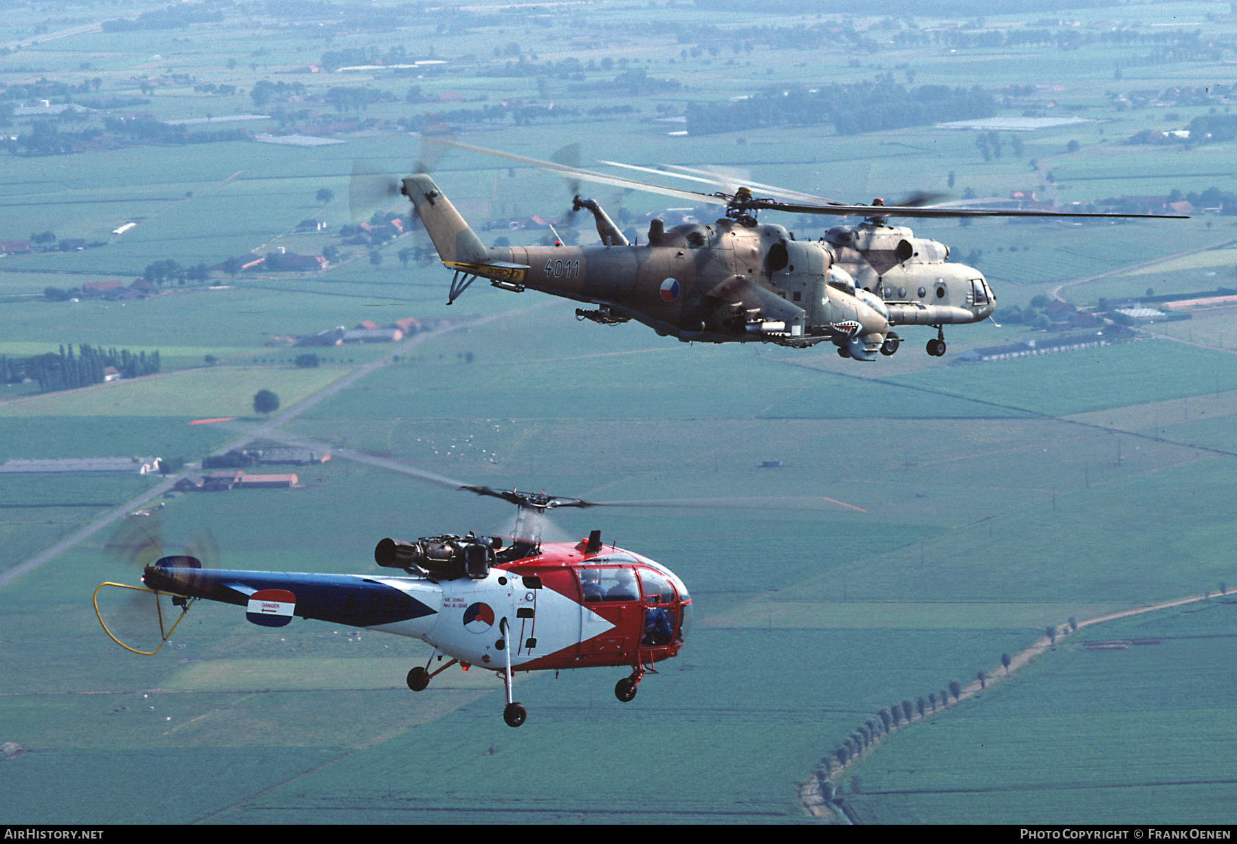 Aircraft Photo of 4011 | Mil Mi-24D | Czechoslovakia - Air Force | AirHistory.net #658431