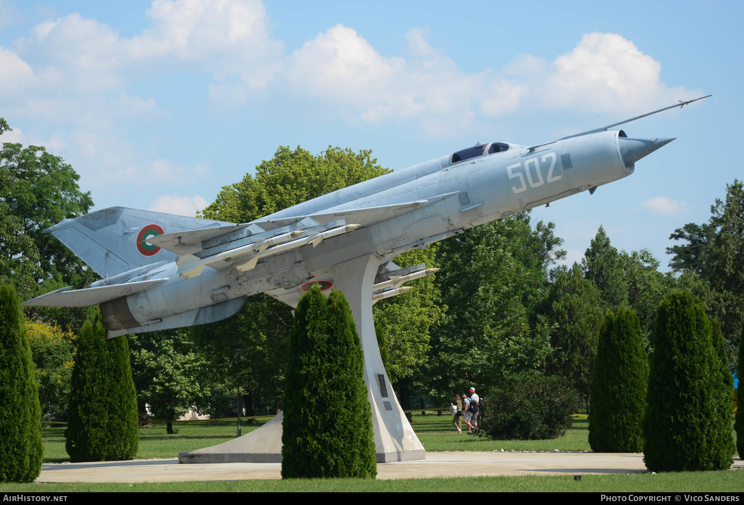 Aircraft Photo of 502 | Mikoyan-Gurevich MiG-21BIS Lazur | Bulgaria - Air Force | AirHistory.net #658453