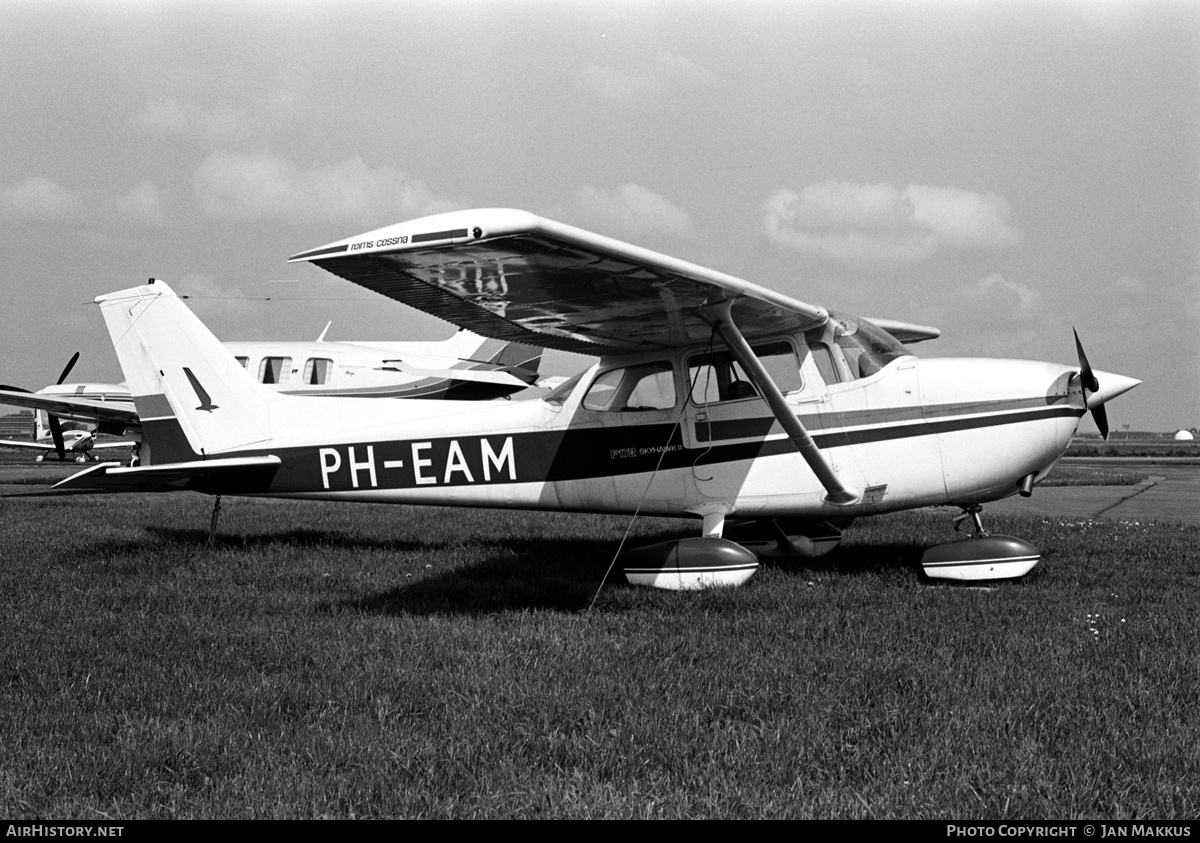 Aircraft Photo of PH-EAM | Reims F172N Skyhawk 100 | Vliegclub Schiphol | AirHistory.net #658480