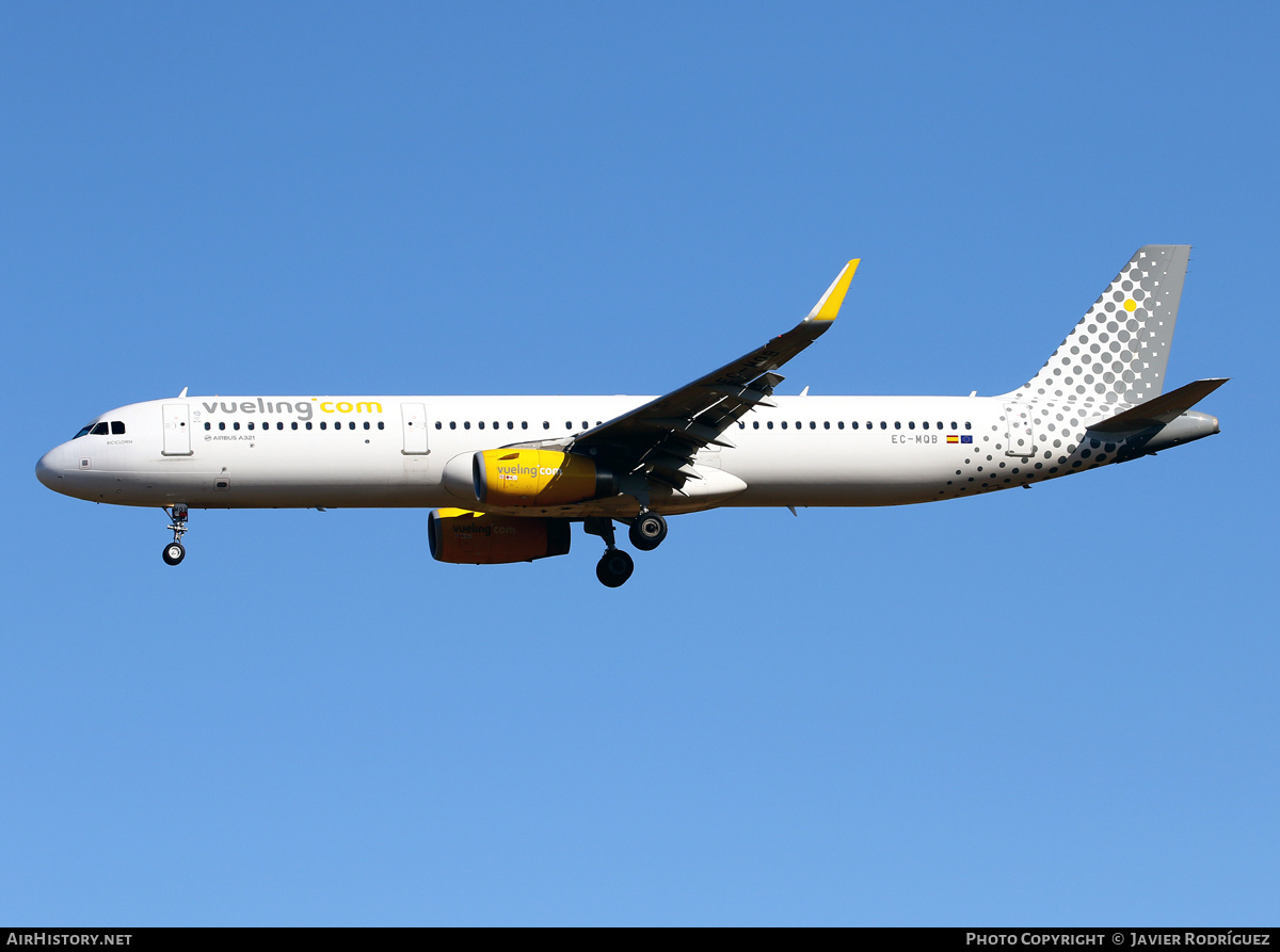 Aircraft Photo of EC-MQB | Airbus A321-231 | Vueling Airlines | AirHistory.net #658487