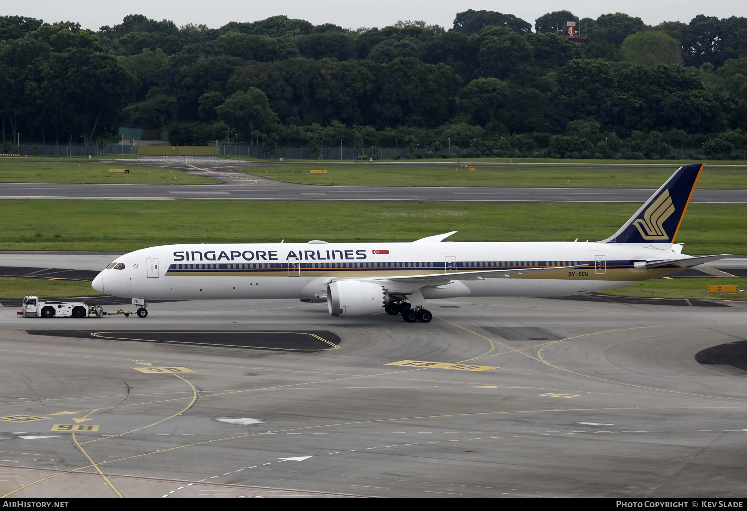 Aircraft Photo of 9V-SCU | Boeing 787-10 Dreamliner | Singapore Airlines | AirHistory.net #658507