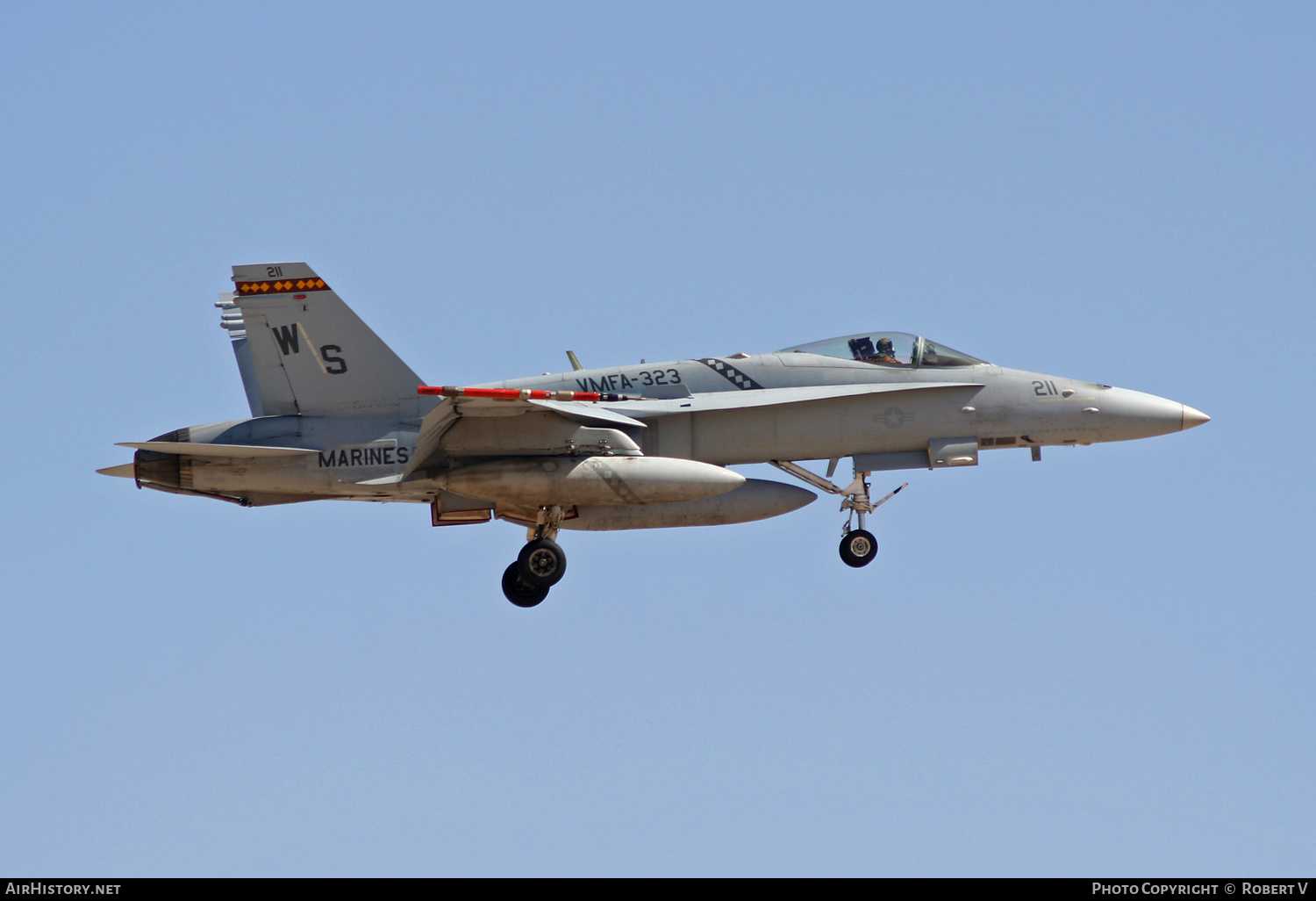 Aircraft Photo of 164733 | McDonnell Douglas F/A-18C Hornet | USA - Marines | AirHistory.net #658535