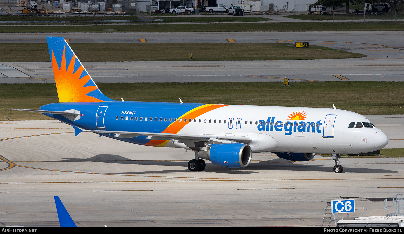 Aircraft Photo of N244NV | Airbus A320-214 | Allegiant Air | AirHistory.net #658608
