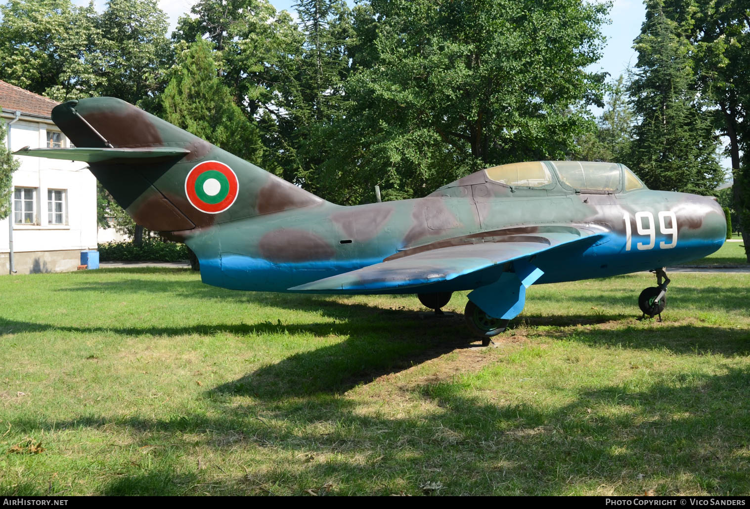 Aircraft Photo of 199 | Mikoyan-Gurevich MiG-15UTI | Bulgaria - Air Force | AirHistory.net #658611