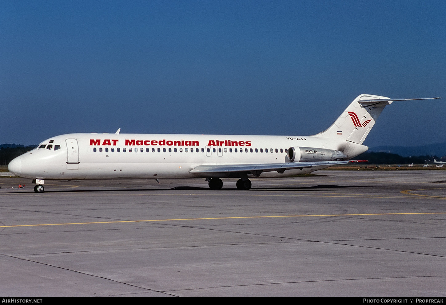 Aircraft Photo of YU-AJJ | McDonnell Douglas DC-9-32 | MAT - Macedonian Airlines | AirHistory.net #658677