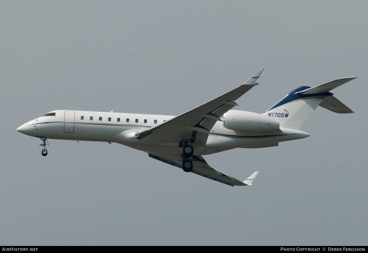 Aircraft Photo of N170SW | Bombardier Global Express XRS (BD-700-1A10) | AirHistory.net #658702