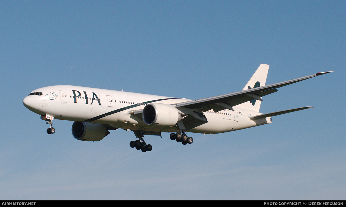 Aircraft Photo of AP-BGY | Boeing 777-240/ER | Pakistan International Airlines - PIA | AirHistory.net #658708