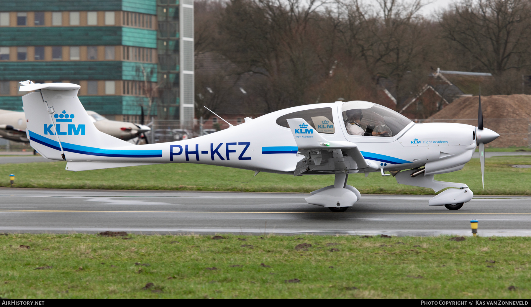 Aircraft Photo of PH-KFZ | Diamond DA40 NG Diamond Star | KLM Flight Academy | AirHistory.net #658753