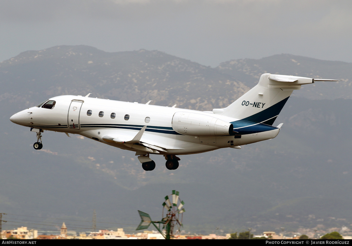 Aircraft Photo of OO-NEY | Embraer EMB-545 Legacy 450 | AirHistory.net #658839