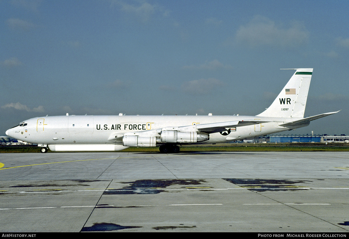 Aircraft Photo of 93-1097 / AF93-1097 | Boeing E-8C J-Stars (707-300C) | USA - Air Force | AirHistory.net #658883