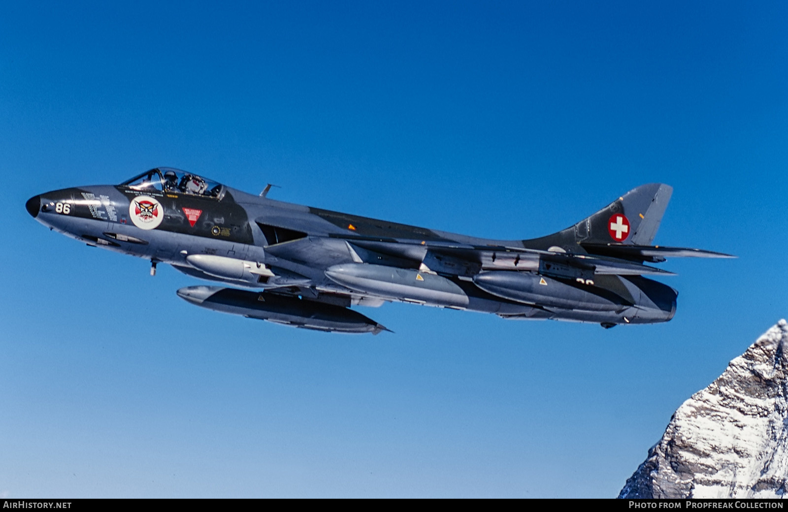 Aircraft Photo of J-4086 | Hawker Hunter F58 | Switzerland - Air Force | AirHistory.net #658954