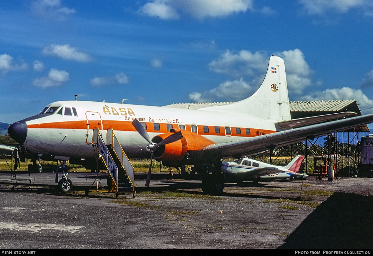 Aircraft Photo of HI-285 | Martin 404 | ADSA - Aerolíneas Dominicanas | AirHistory.net #658979