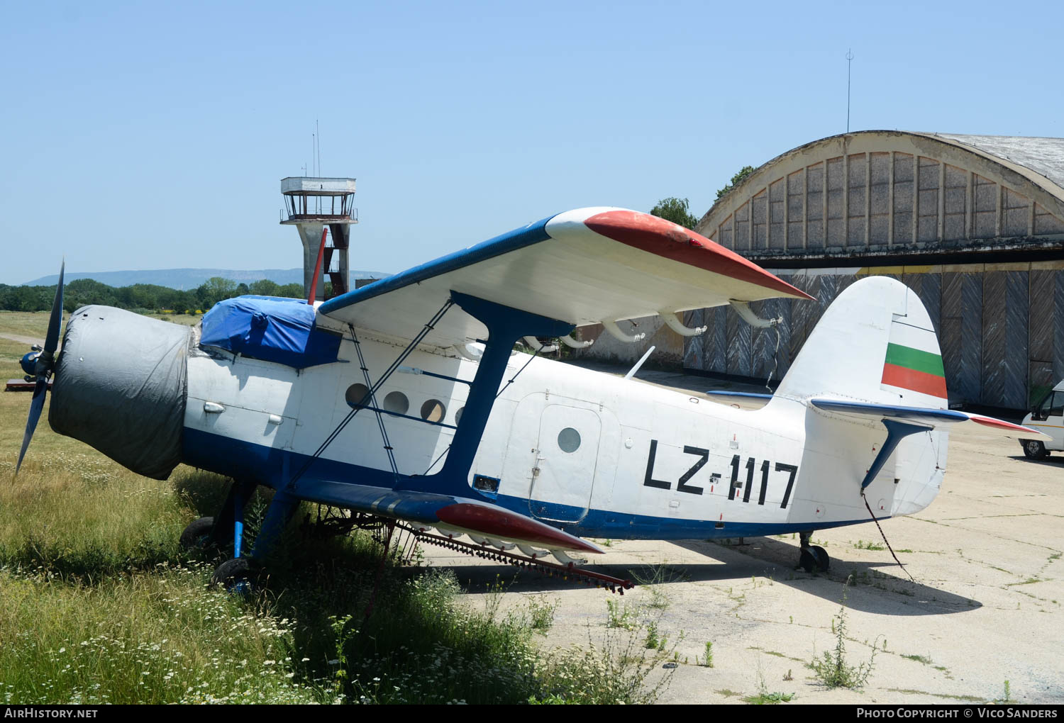 Aircraft Photo of LZ-1117 | Antonov An-2R | AirHistory.net #659067