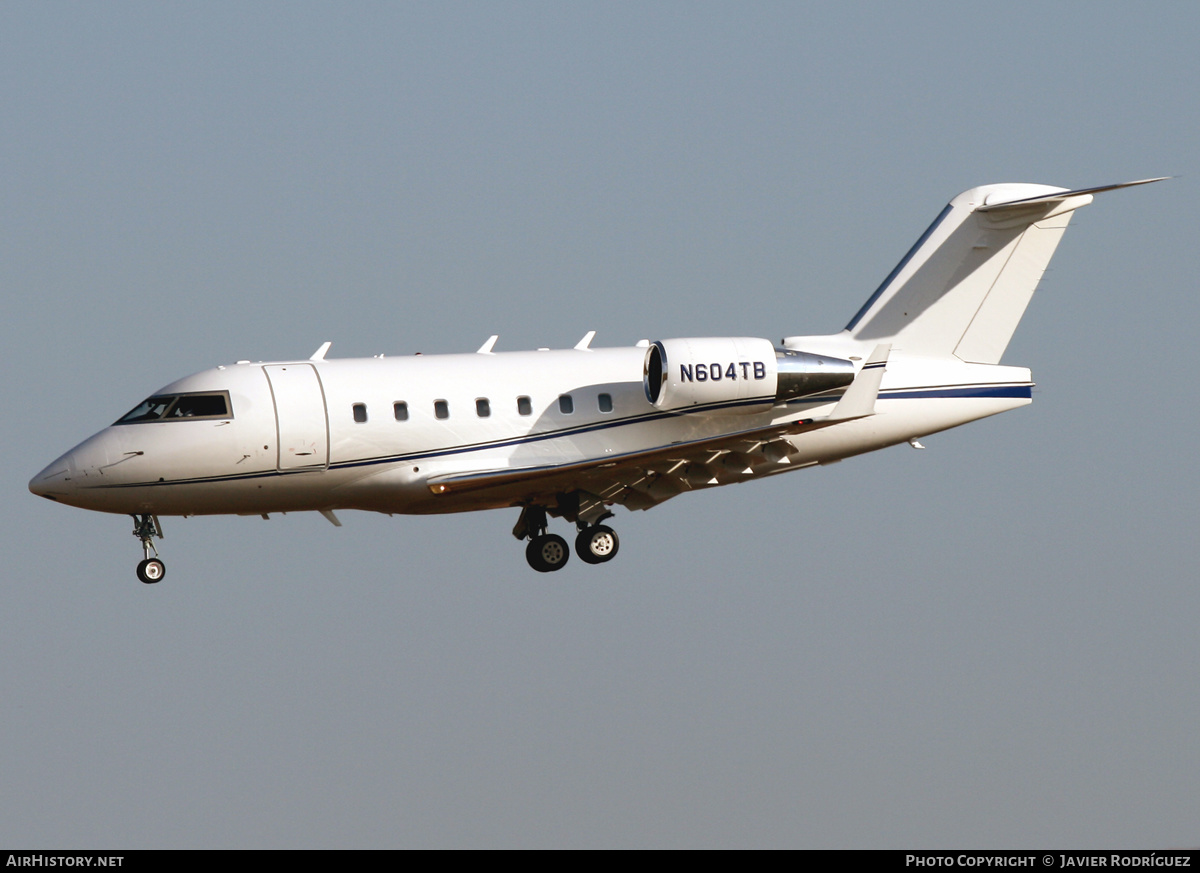 Aircraft Photo of N604TB | Bombardier Challenger 604 (CL-600-2B16) | AirHistory.net #659103