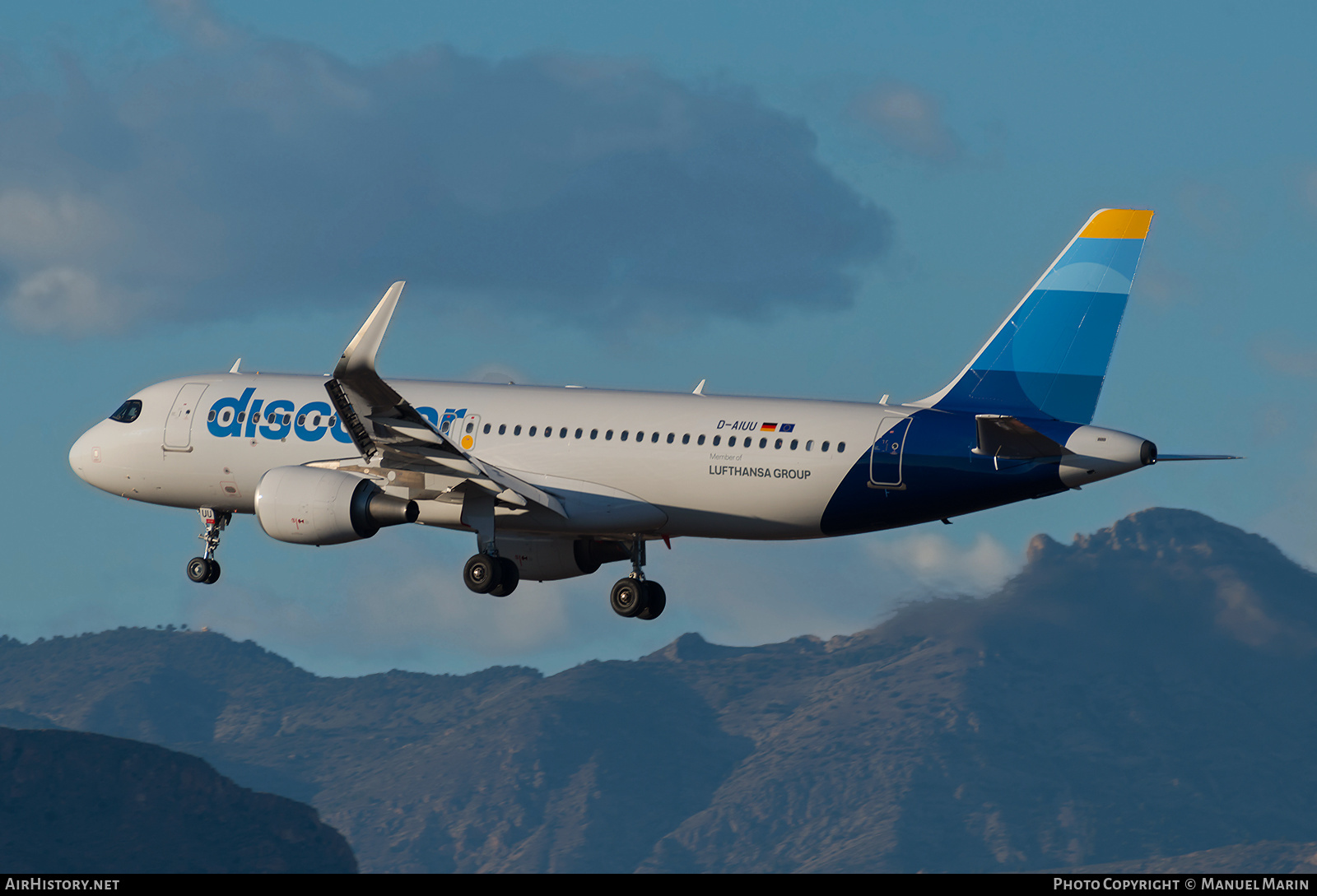 Aircraft Photo of D-AIUU | Airbus A320-214 | Discover Airlines | AirHistory.net #659123