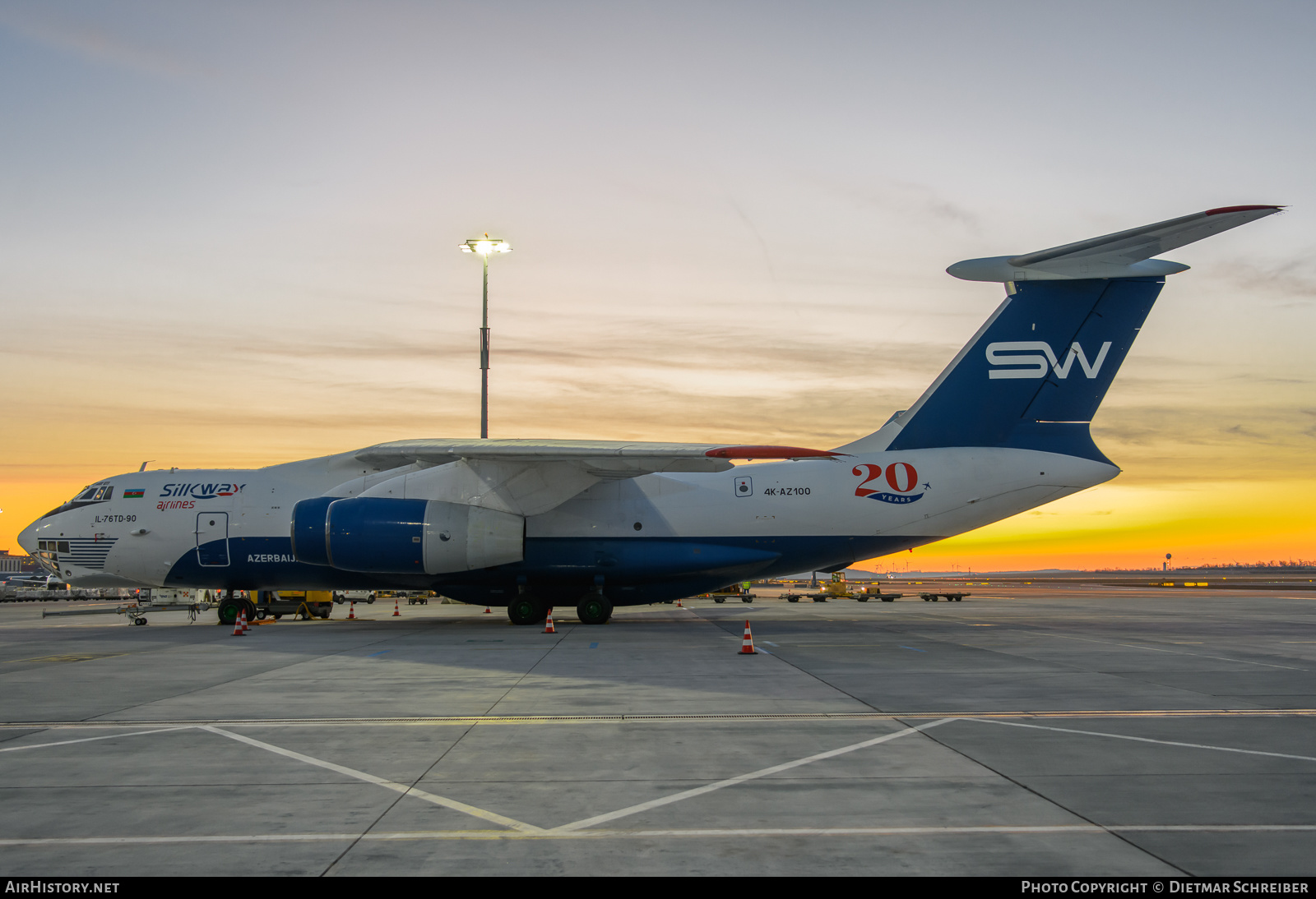 Aircraft Photo of 4K-AZ100 | Ilyushin Il-76TD-90SW | Silk Way Airlines | AirHistory.net #659174