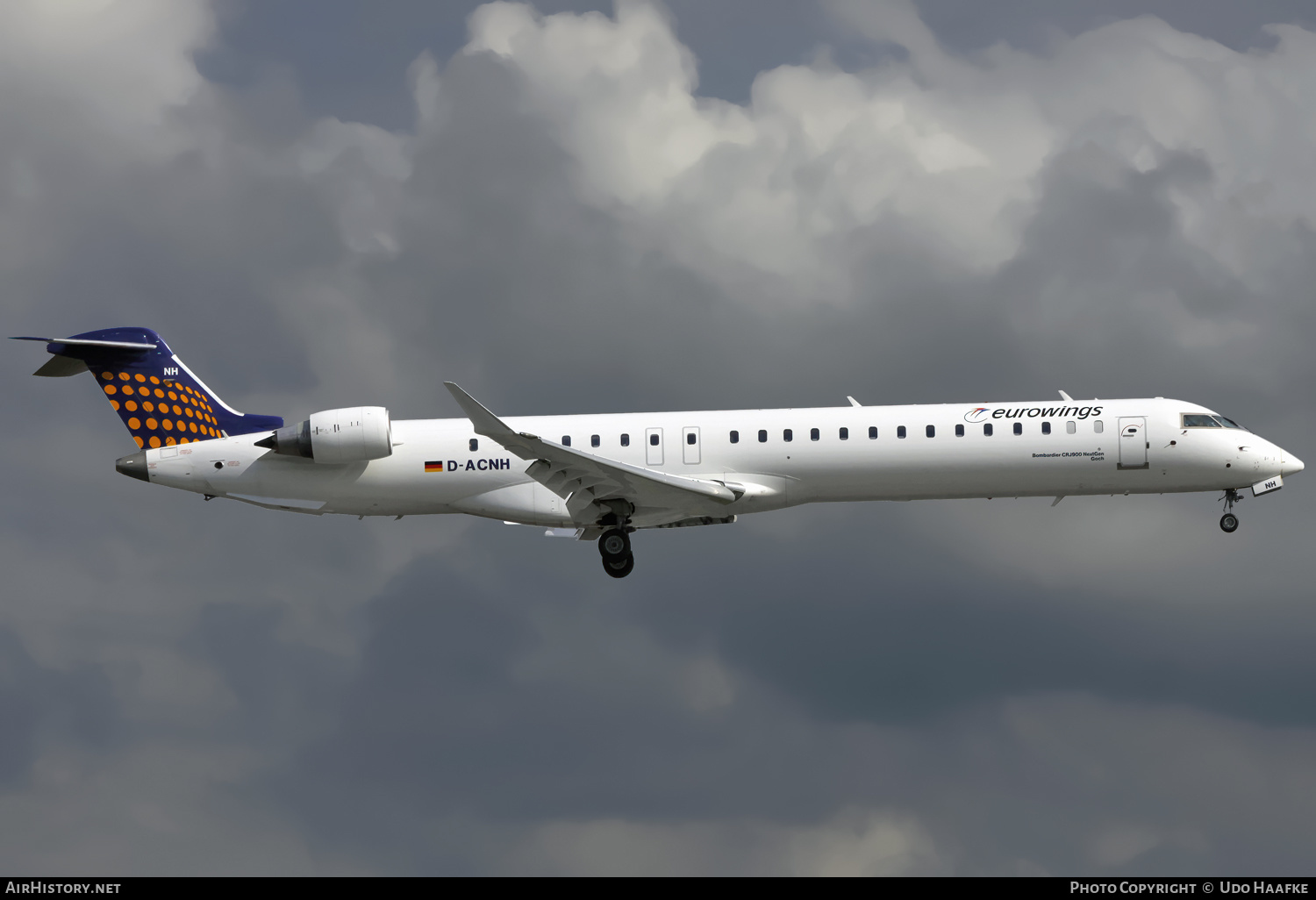 Aircraft Photo of D-ACNH | Bombardier CRJ-900LR (CL-600-2D24) | Eurowings | AirHistory.net #659198
